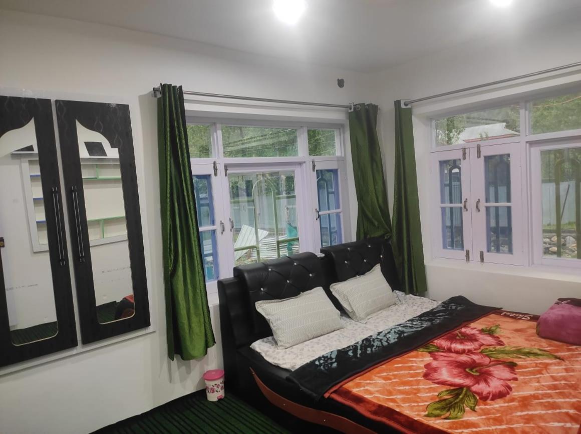 New Delight Hotel Kanzalwan المظهر الخارجي الصورة